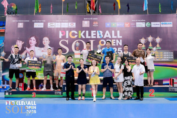 vinh danh những người đạt giải pickleball sol open 2025
