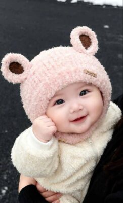 Trẻ nhỏ hay ốm vặt do đâu? Nguyên nhân và giải pháp tăng cường sức khỏe cho bé